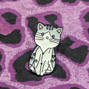 😻 Taylor Swift - Folklore Cat - Enamel Pin